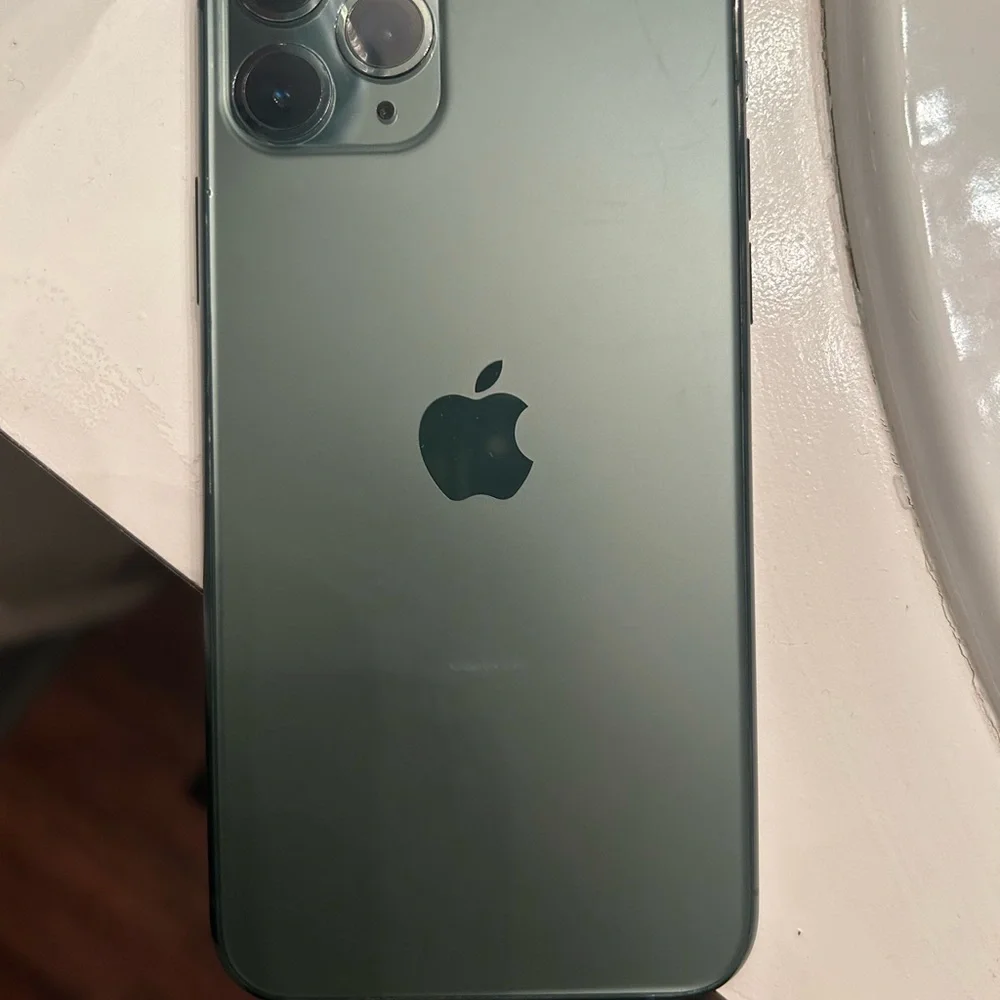 Apple iPhone - Sleek Green Finish